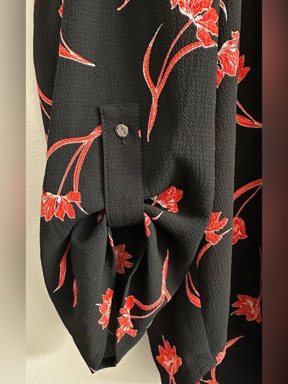 Chaus Floral V-Neck Tab Sleeve Blouse in Black with Red Print - Picture 6 of 11